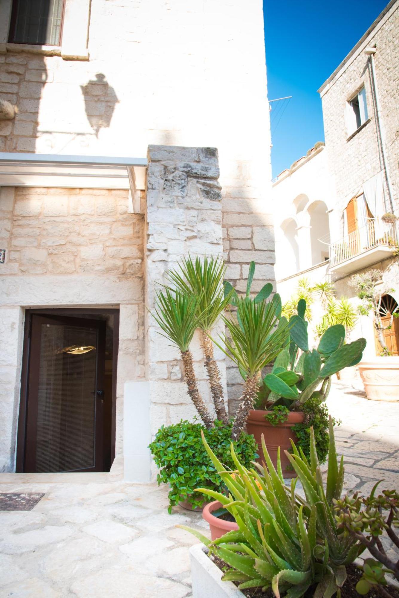 Piccola Pietra Bianca Hotel Giovinazzo Exterior foto